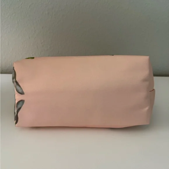 NWT Ted Baker large cosmetic bag, 2 eyeglass/sunglass cases, cleaning cloth set - Picture 8 of 16